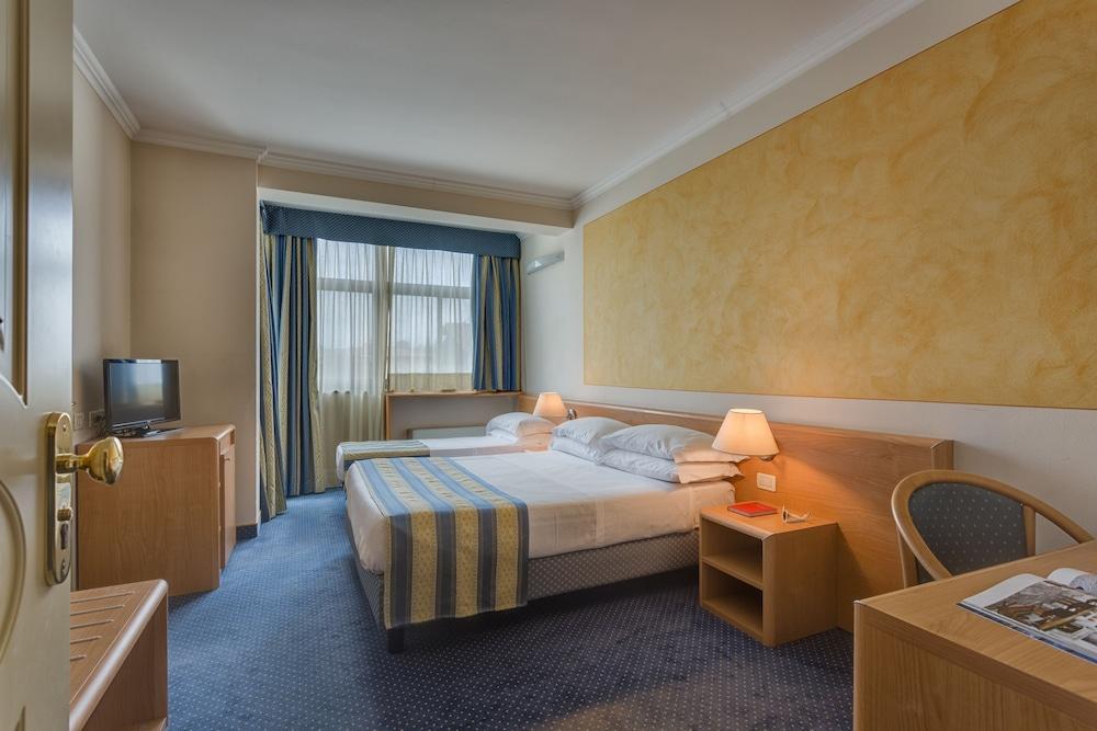 Hotel Continental Brescia Roncadelle Zewnętrze zdjęcie